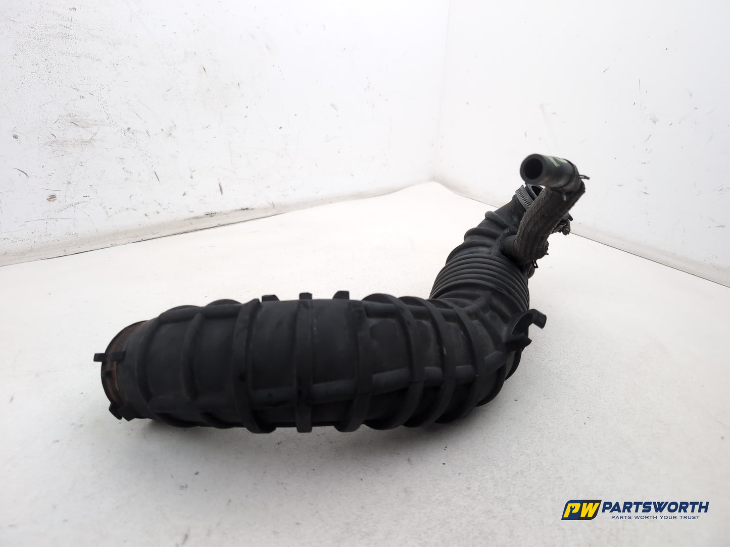 Hyundai I40 Style Blue Drive Crdi Air Intake Pipe 281303z300 2011-2019 - photo 2