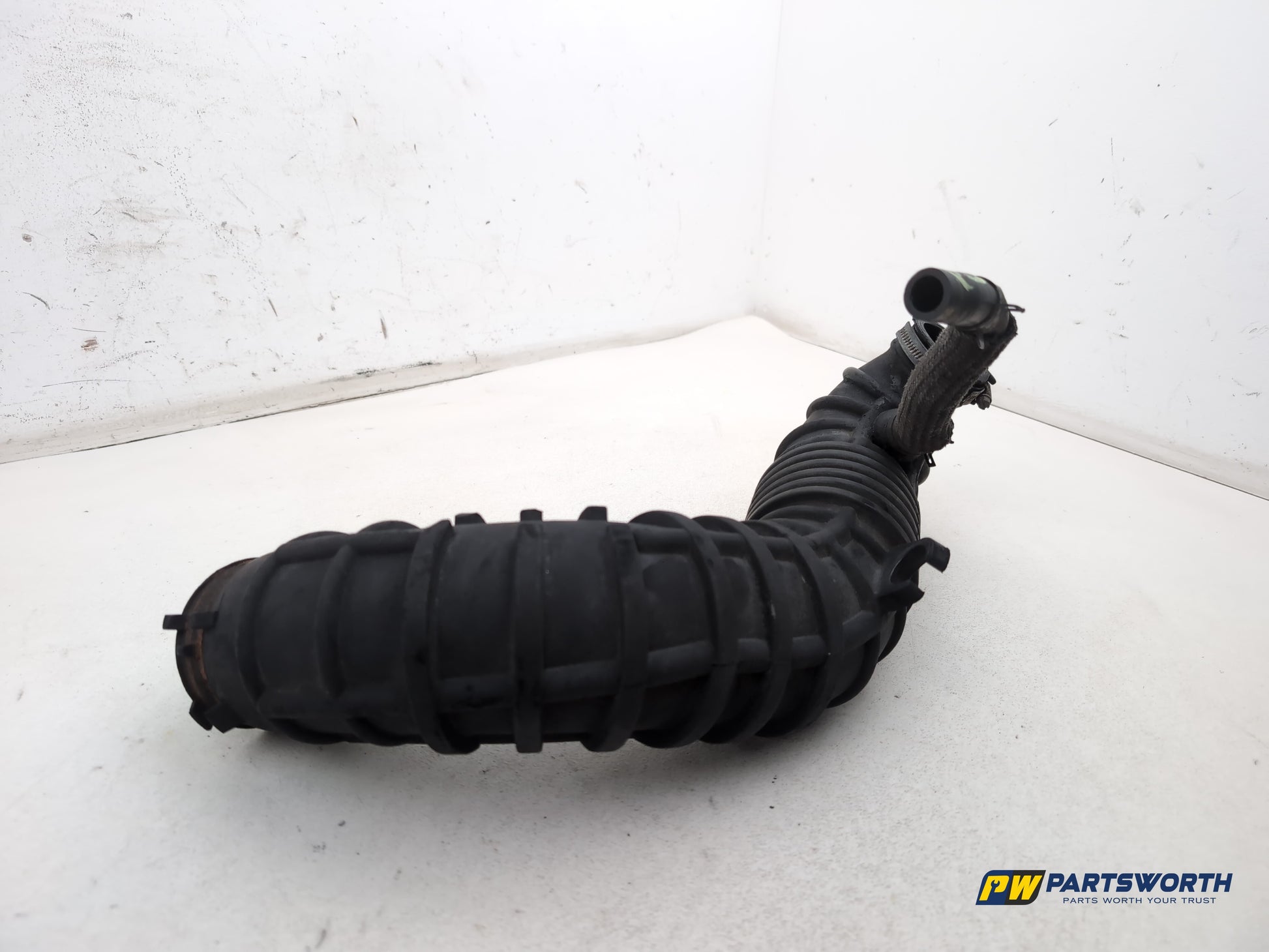 Hyundai I40 Style Blue Drive Crdi Air Intake Pipe 281303z300 2011-2019 - photo 2