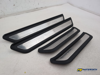 Hyundai I40 Style Blue Drive Door Step Trim Set 858833z100 2011-2019 - photo 2