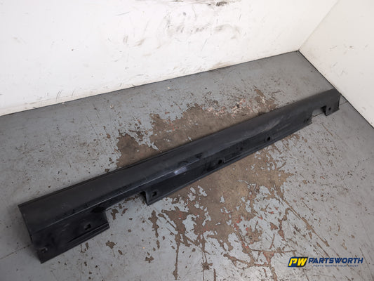 Side Skirt RH 2