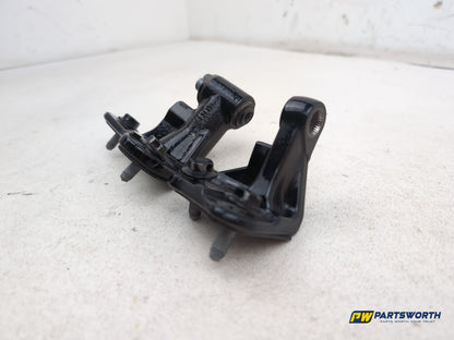 Mercedes-Benz B180 B-Class W246 Left Passenger Rear Door Hinge 2011-2018 - photo 2
