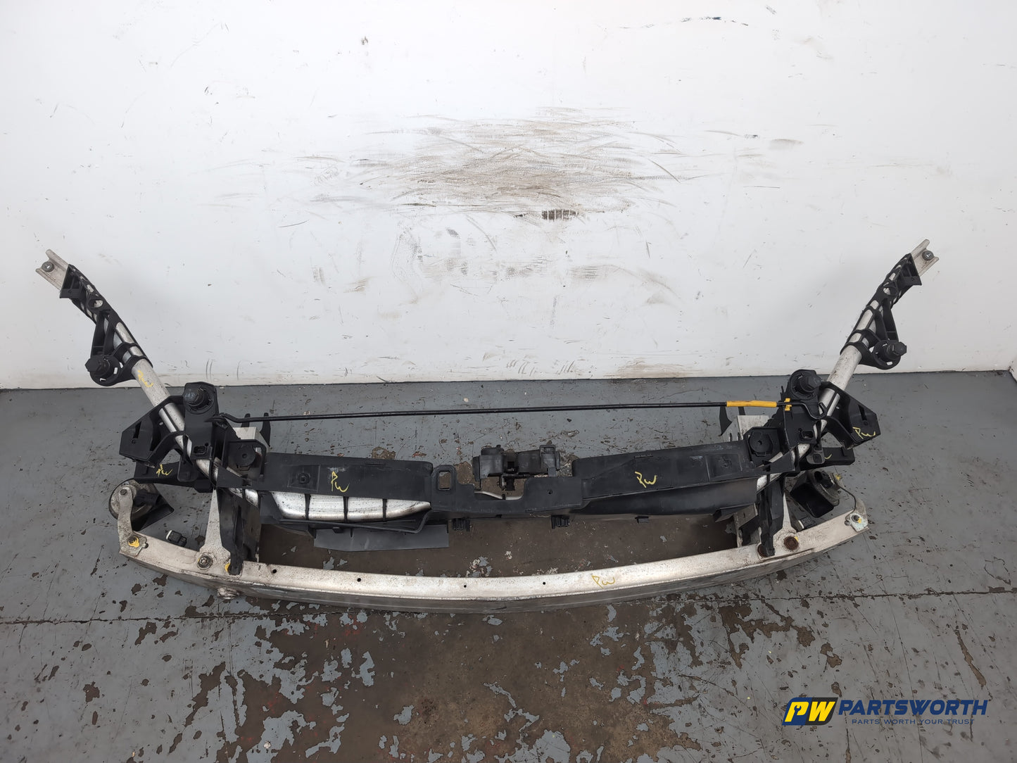 Mercedes-Benz B180 B-Class W246 Front Slam Panel Crash Bar 20112-2014 - photo 2