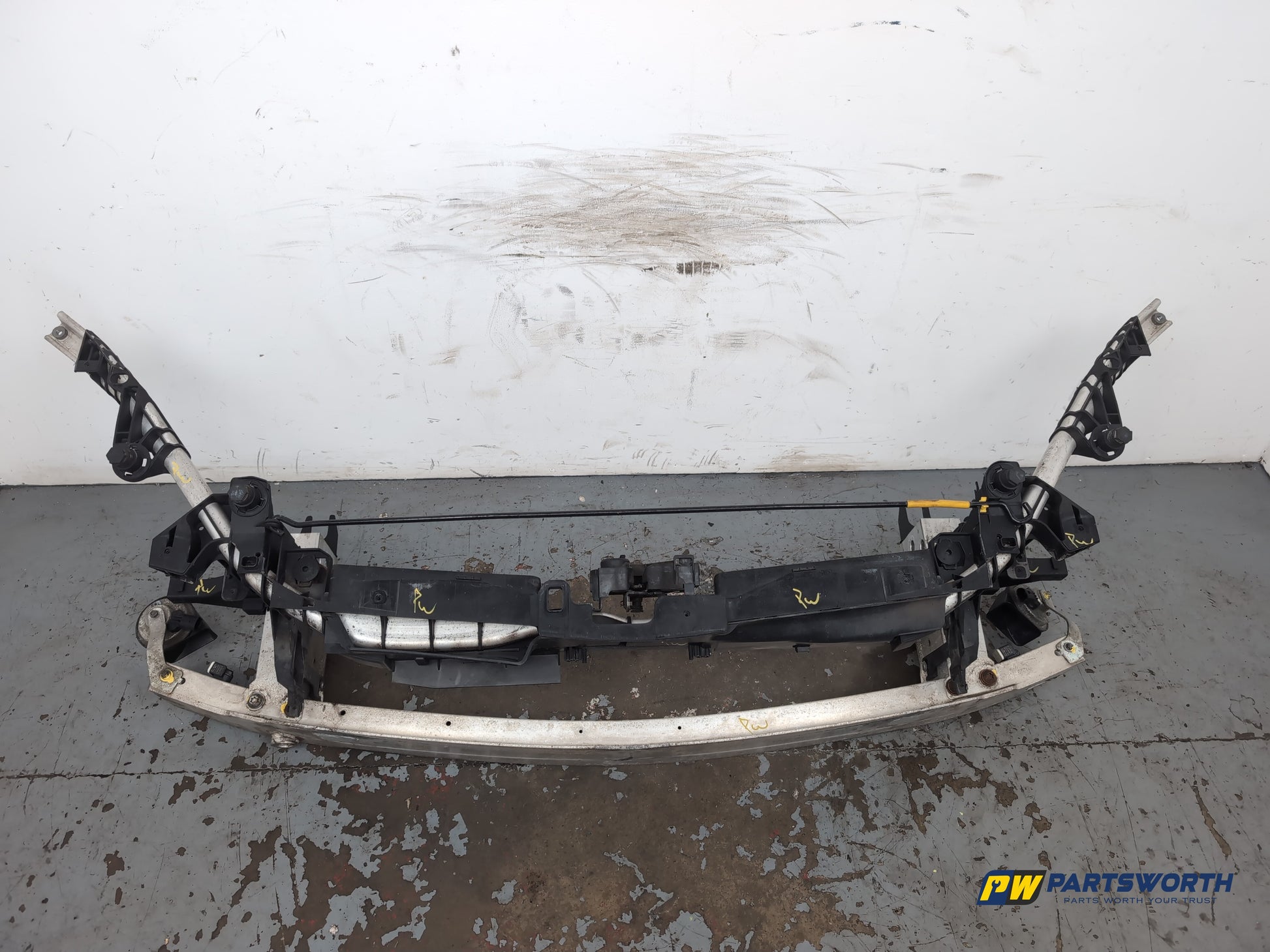 Mercedes-Benz B180 B-Class W246 Front Slam Panel Crash Bar 20112-2014 - photo 2