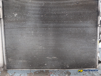 Hyundai I40 Style 1.7l Diesel Engine Water Coolant Radiator 2011-2015 - photo 2