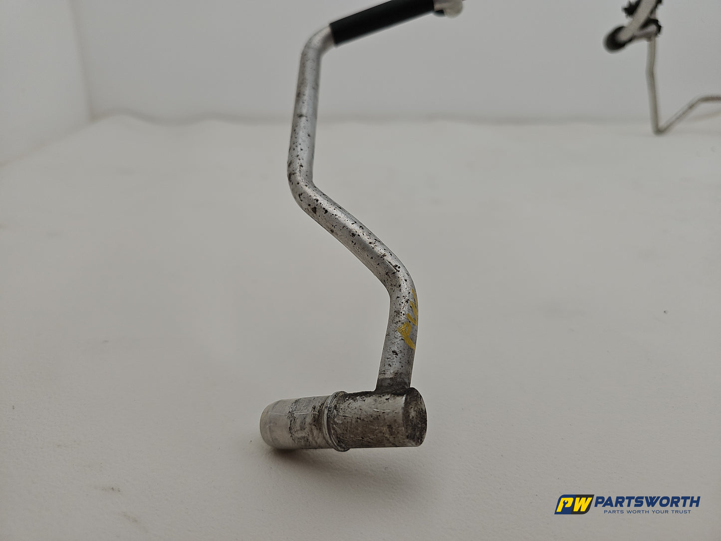 Audi A5 S Line Tdi Quattro Auto 3.0l Diesel Air Conditioning Pipe 8t0260710a - photo 2