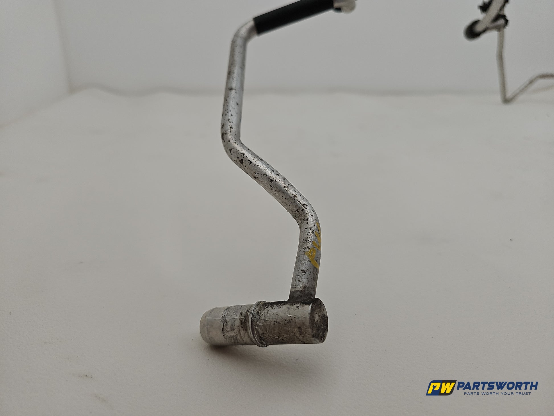 Audi A5 S Line Tdi Quattro Auto 3.0l Diesel Air Conditioning Pipe 8t0260710a - photo 2