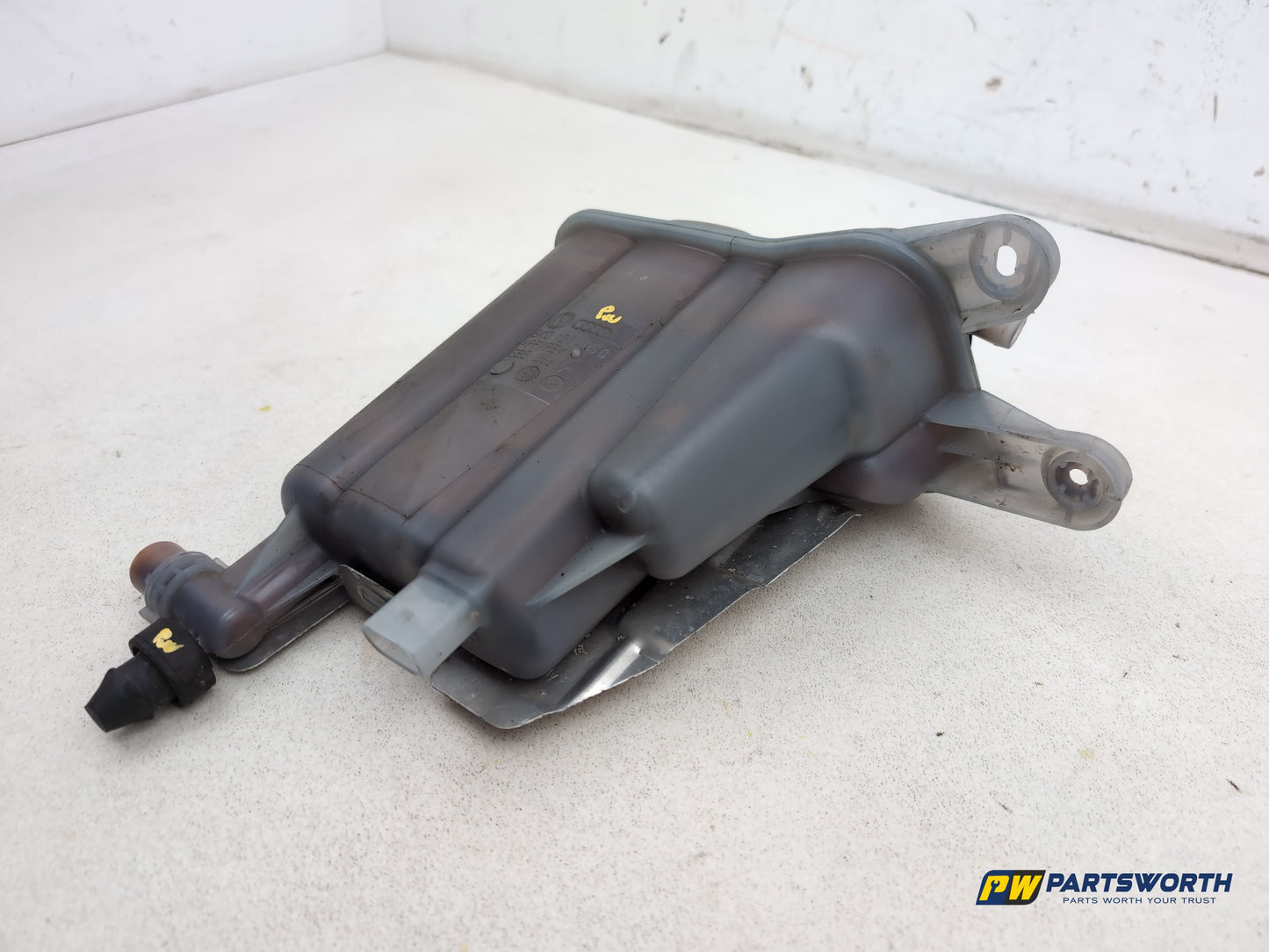 Audi A5 S Line Tdi Quattro Overflow Radiator Expansion Tank 8k0121405c 2007-2016 - photo 2
