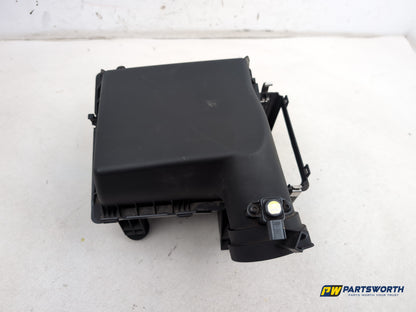 Mercedes-Benz B180 B-Class W246 1.8l Diesel Air Filter Housing A6450900001 - photo 2