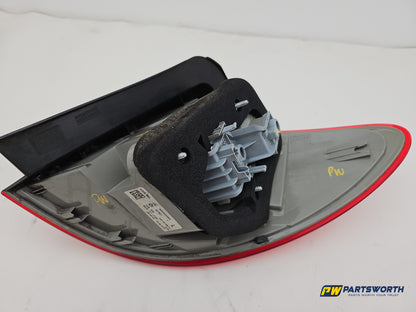 Mercedes-Benz B180 B-Class W246 Lamp Assembly Rear Lh Passenger A2468200564 - photo 2