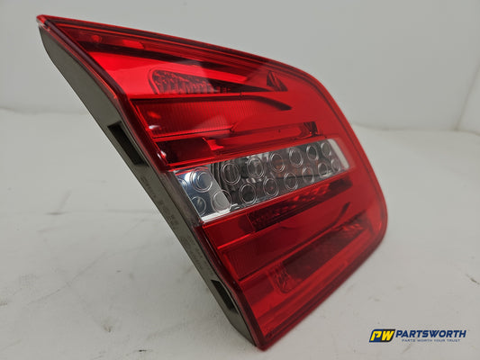 Mercedes-Benz B180 B-Class W246 Lamp Assembly Rear Inner Passenger A2469066300 - photo 2