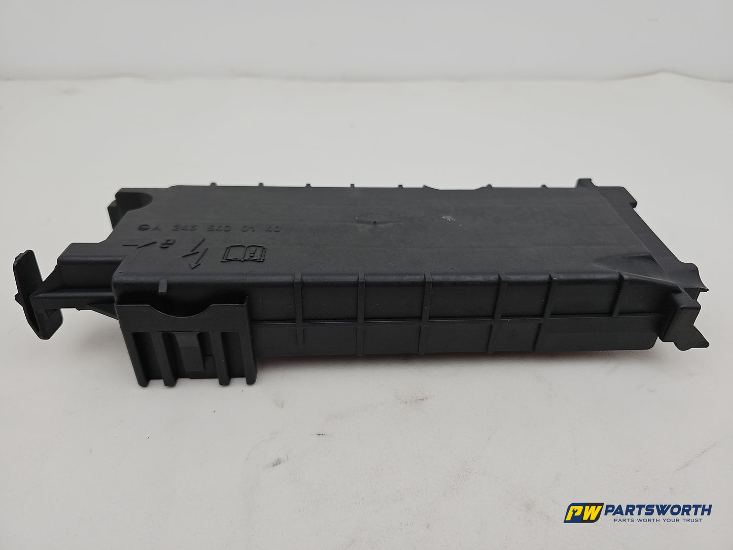 Mercedes-Benz B180 B-Class W246 Fuse Box Cover A2465451440 2011-2018 - photo 5