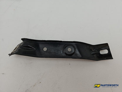Mercedes-Benz B180 B-Class W246 Front Right Fender Bracket A2466280214 2011-2015 - photo 2