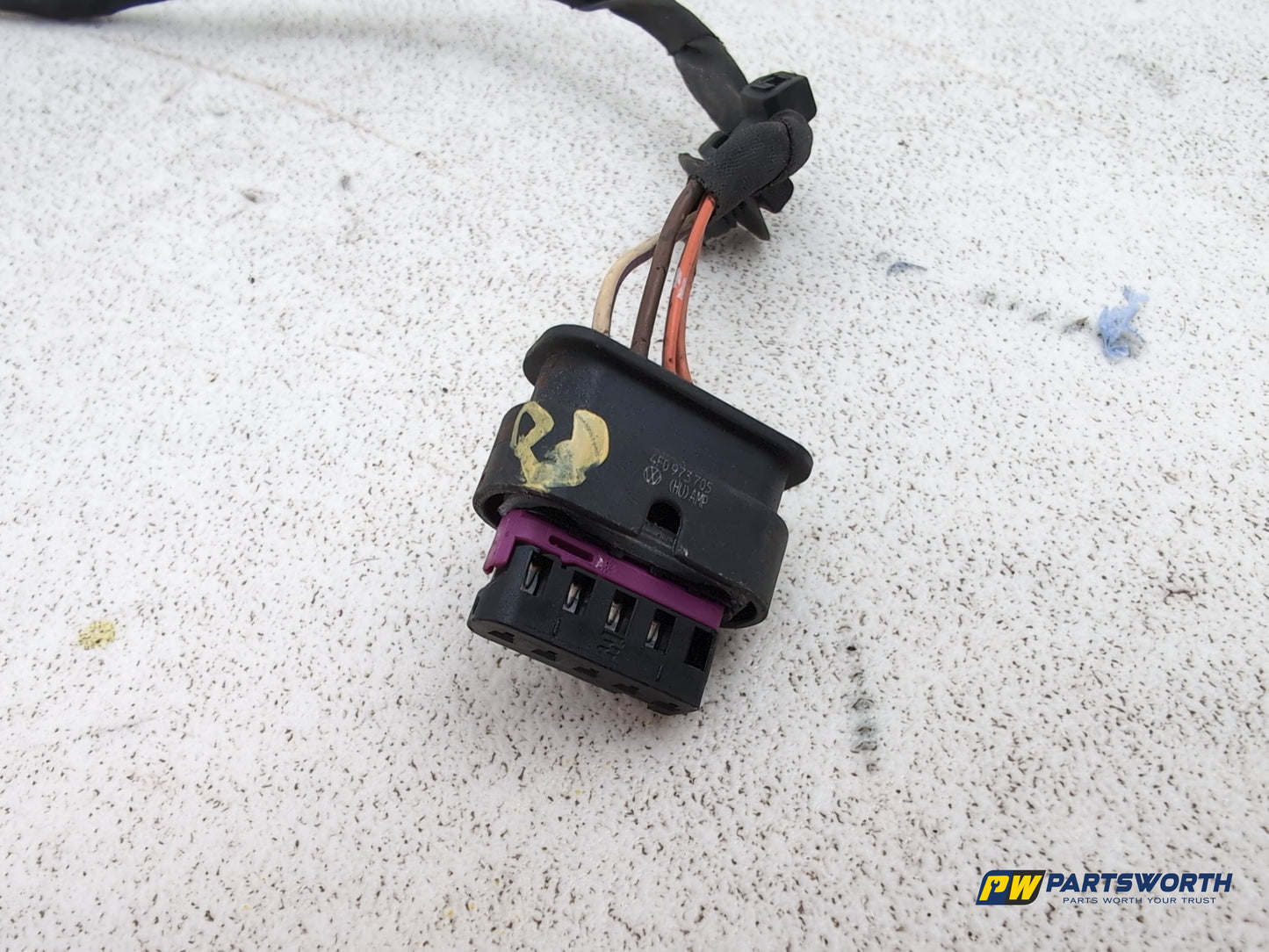 Audi A6 S Line Black Ed Headlight Wiring Connector Plugs 3c0973737 2011-2018 - photo 2