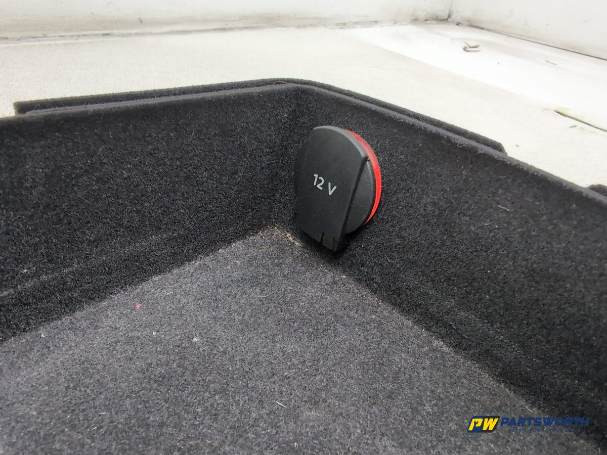 Centre Console Storage Tray 8