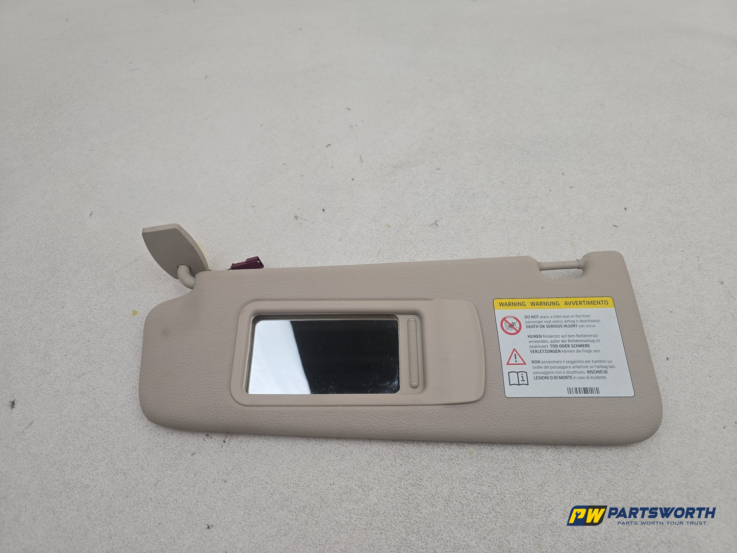 Bmw 5 Series 520d Se Auto F10 Sun Visor Lh Passenger Side 2010-2017 - photo 4