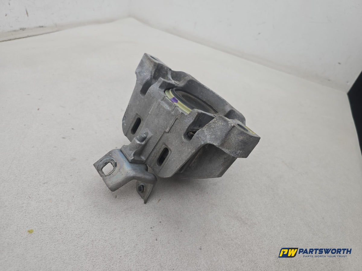 Engine Mounting Bracket 2