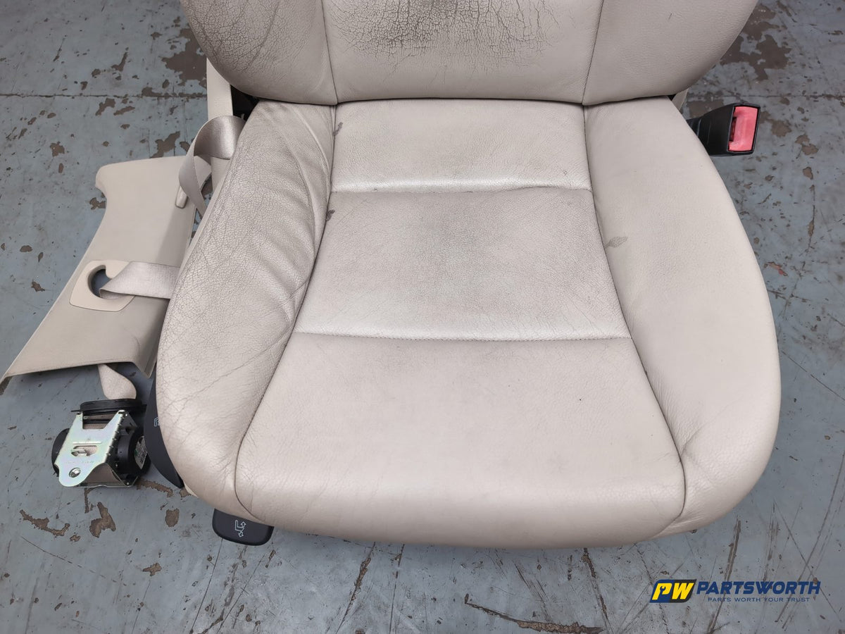 Seat Front RH 2