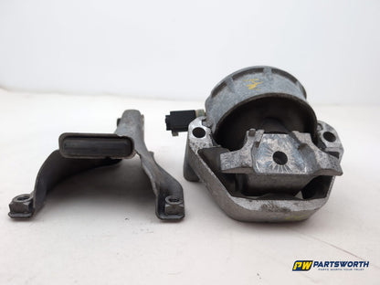 Engine Mounting Bracket 2