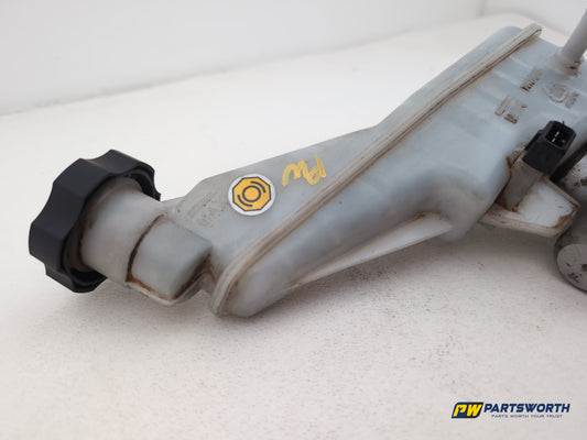 Hyundai I40 Style 1.7l Diesel Brake Master Cylinder Assembly 2011-2019 - photo 2