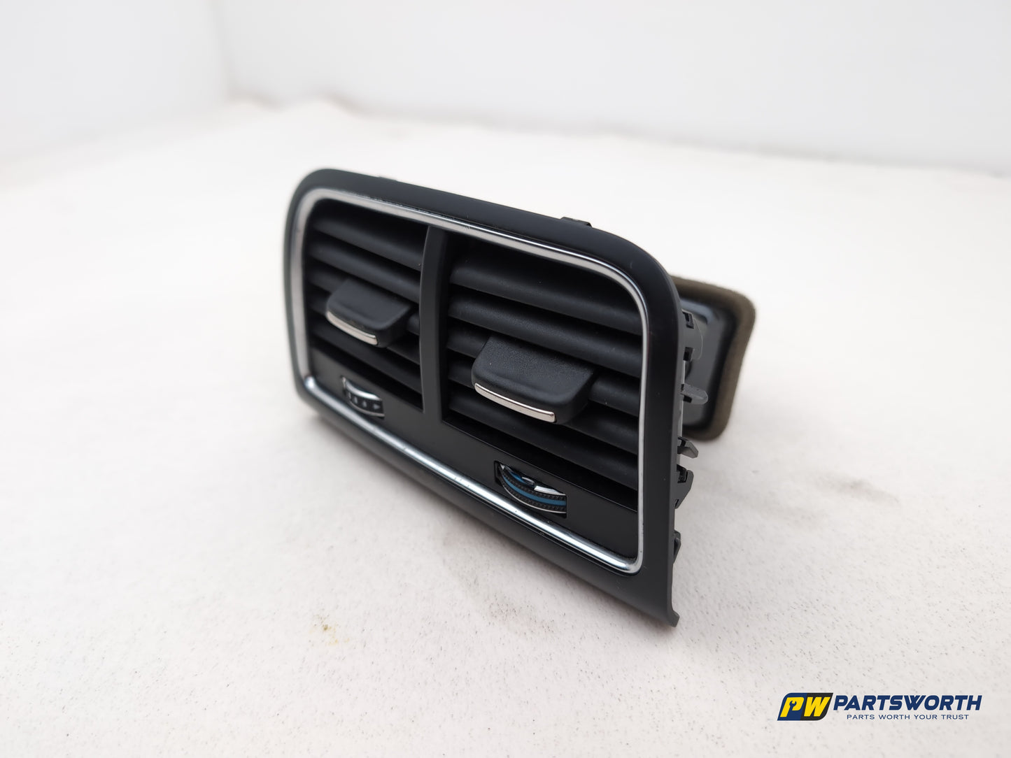 Centre Console Trim  2