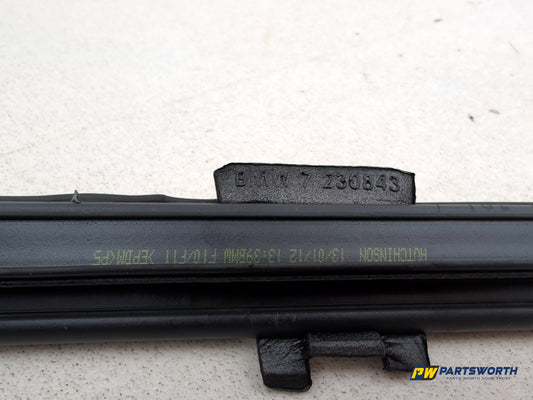 Bmw 5 Series 520d F10 Saloon Rear Passenger Window Chanel Trim 7230843 2010-2017 - photo 2