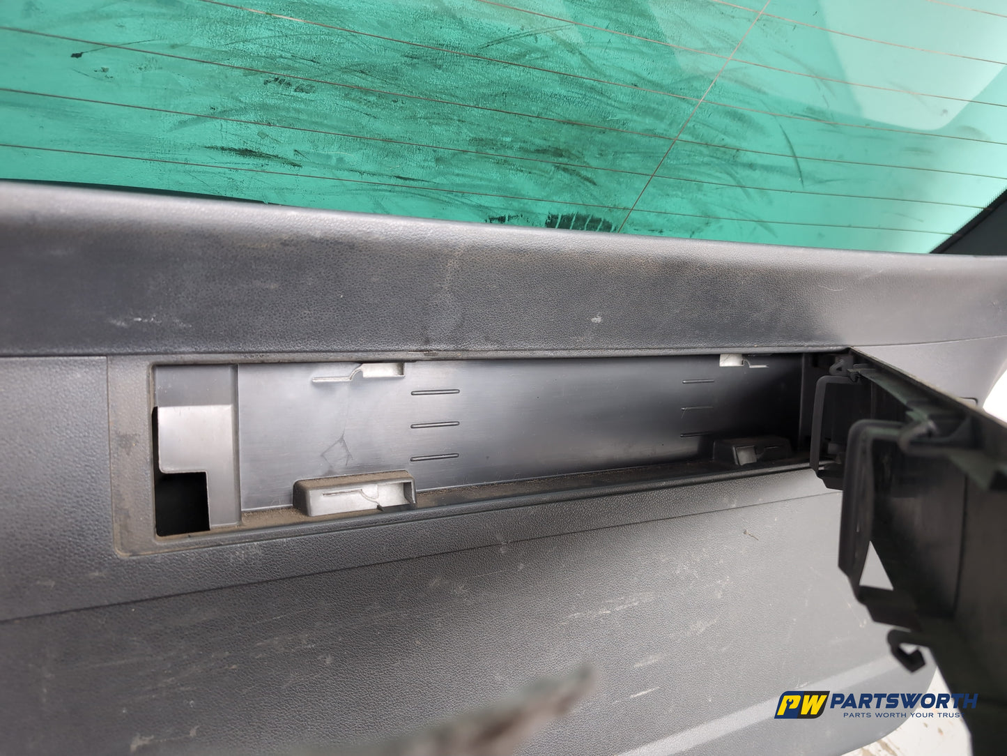 Boot Lid 14