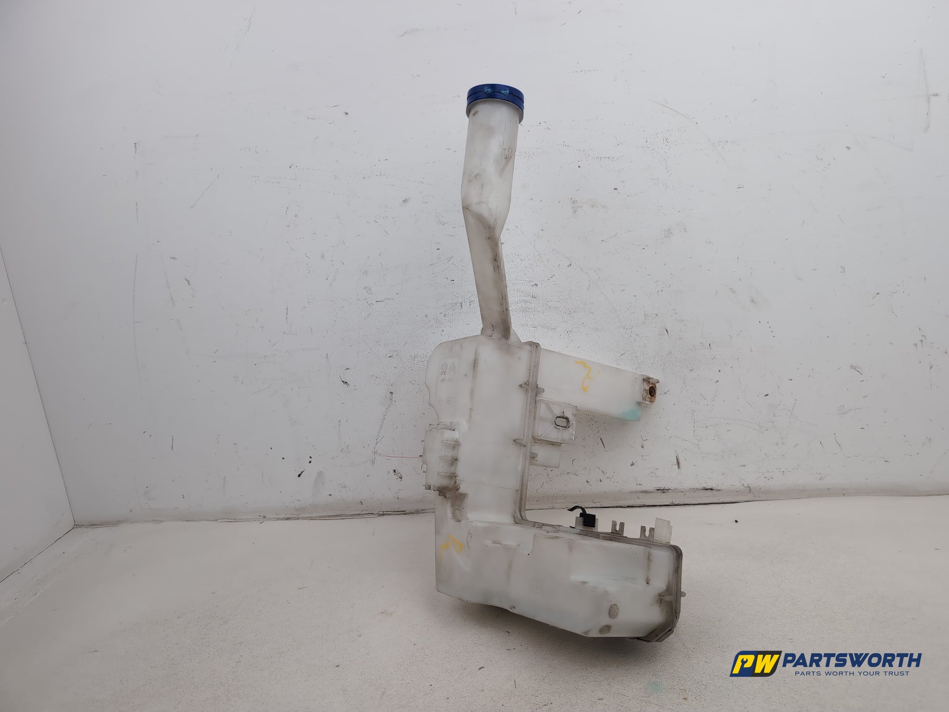 Washer Bottle Windscreen 2