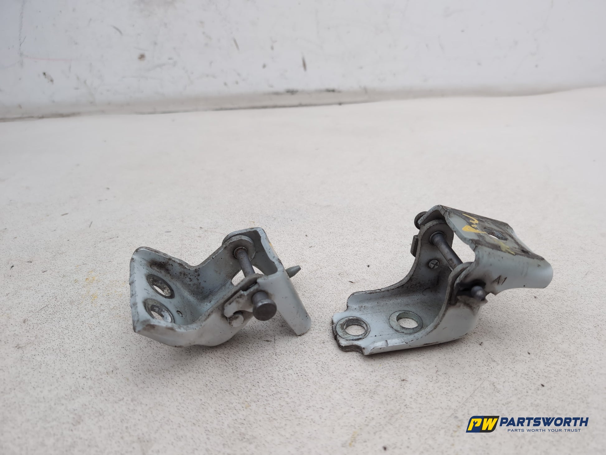 RH Front Door Hinge Pair  2
