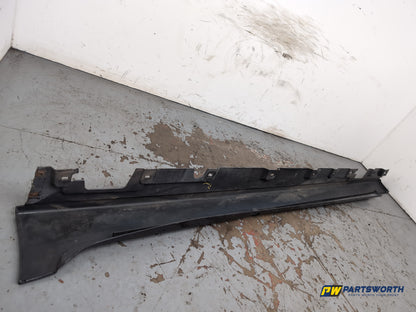 Side Skirt RH 8