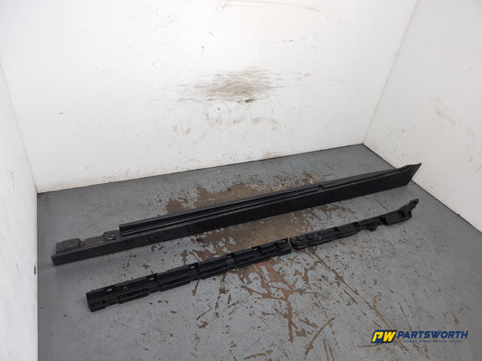 Bmw 5 Series 520d Se Auto F10 F11 Saloon Left Side Skirt With Bracket 7184773 - photo 2
