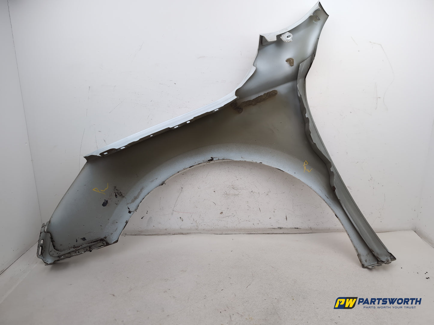 Wing Front RH 8