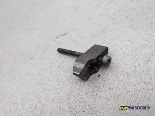 Mercedes-Benz B180 B-Class W246 1.8l Diesel Fuel Injector Clamp With Bolt - photo 2