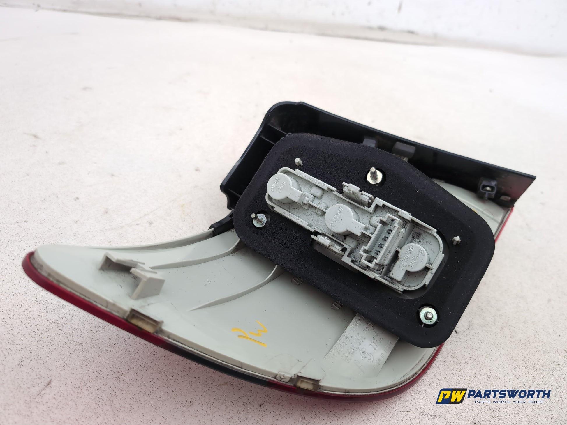 Lamp Assembly Rear RH 8