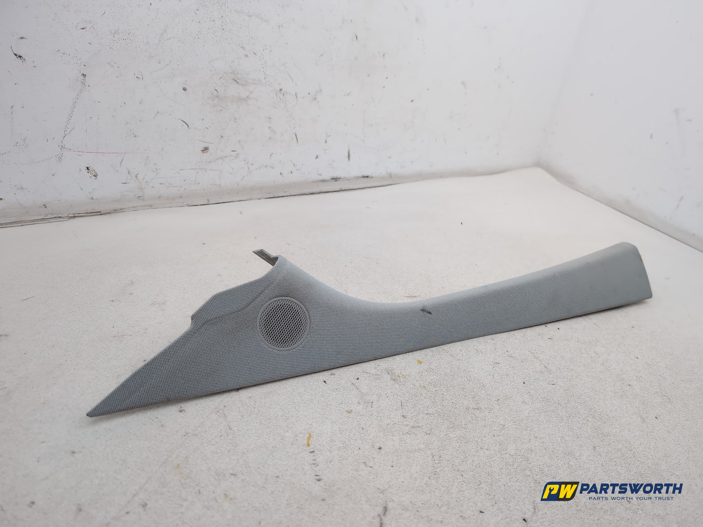 LH A Pillar Trim  2