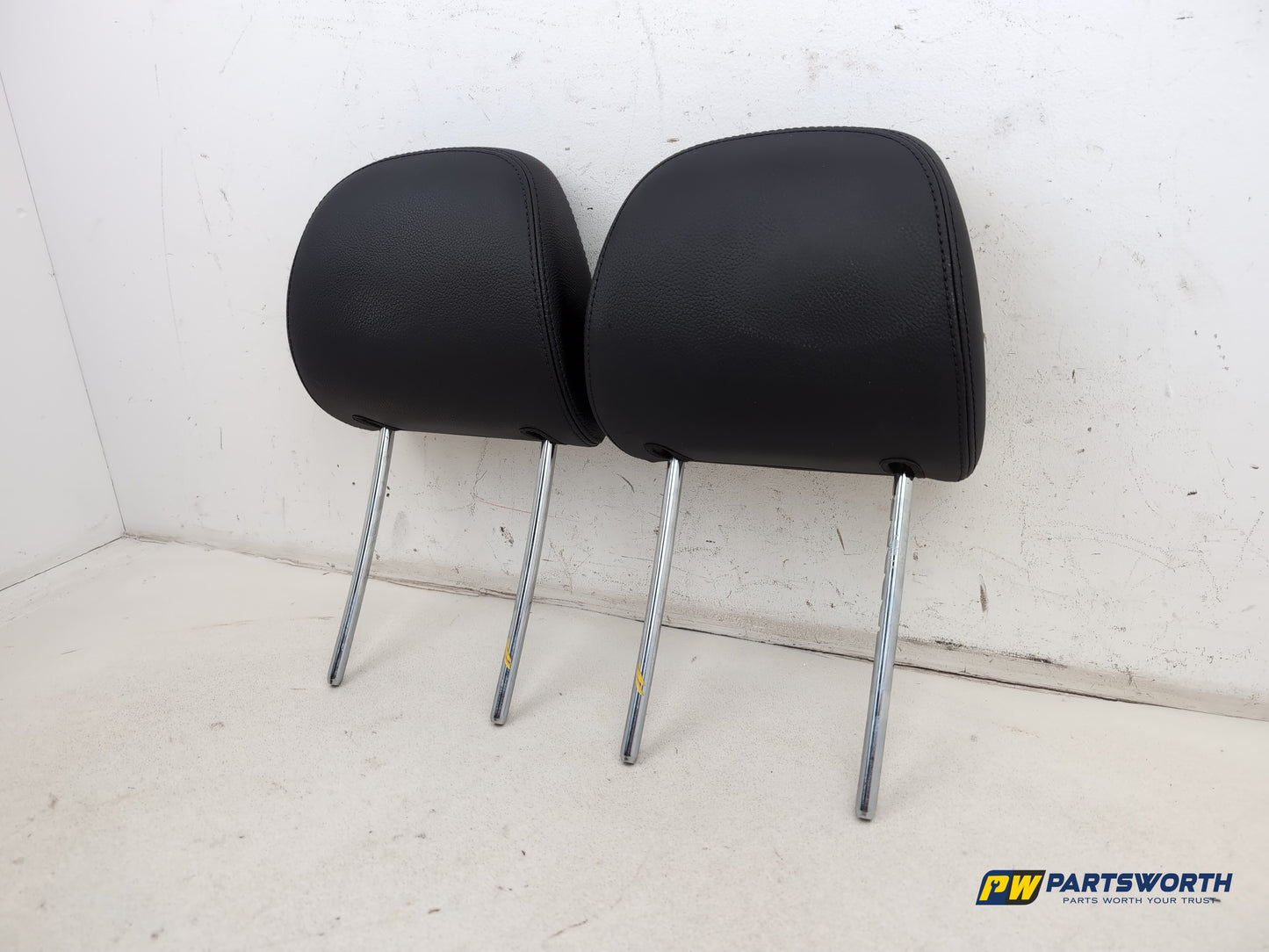 Rear Headrest 2