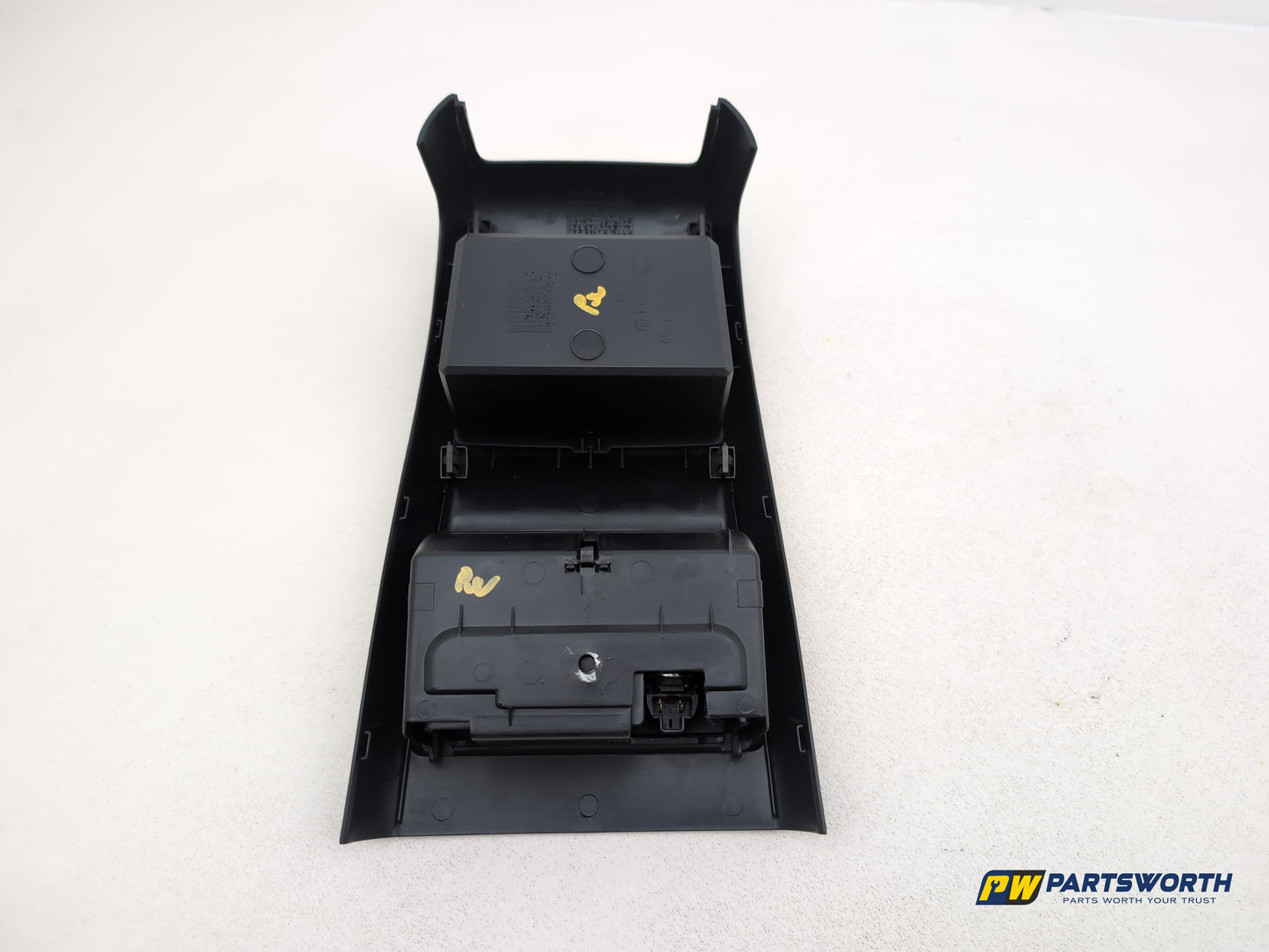 Mercedes-Benz B160 B-Class W245 Rear Centre Console Storage Trim A1696830091 - photo 8