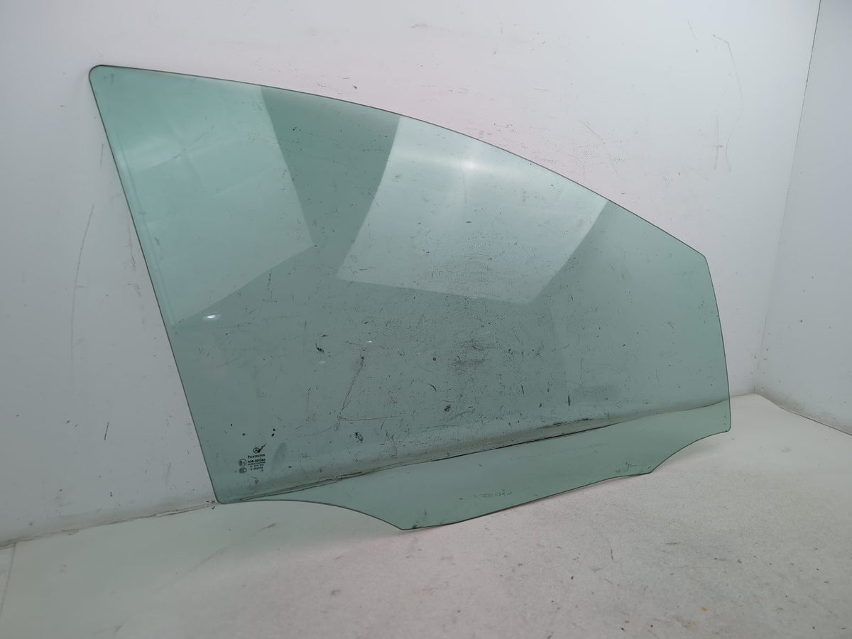 Door Glass Front RH 2