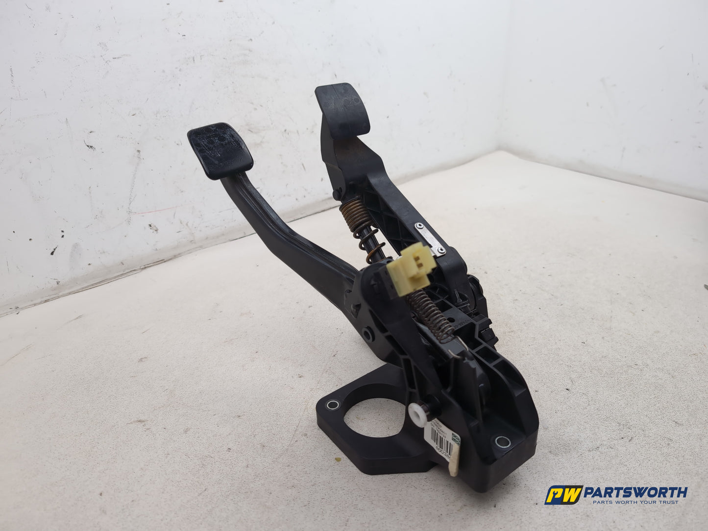 Pedal Brake and Clutch Assembly 2