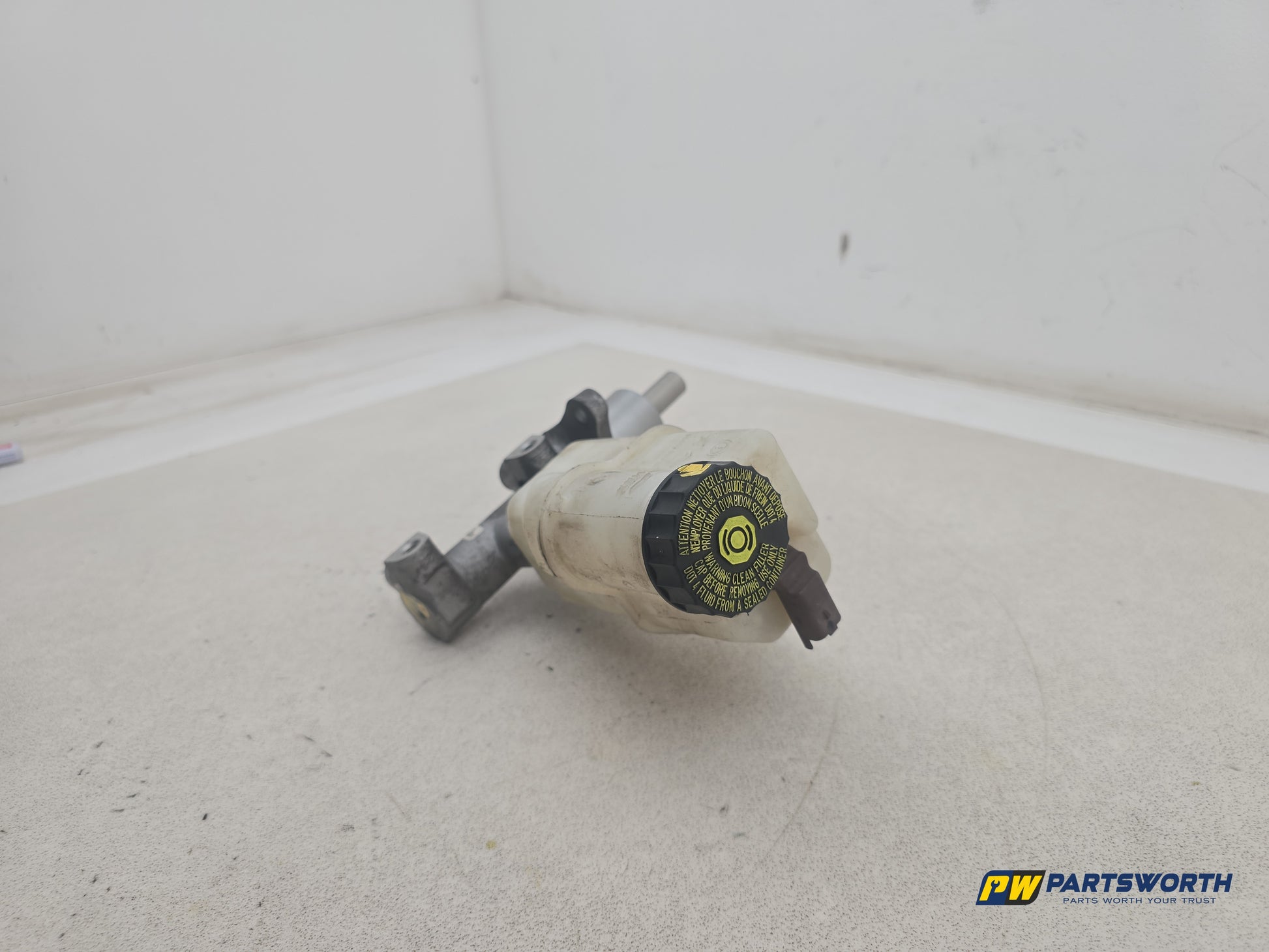 Brake Master Cylinder Assembly 2