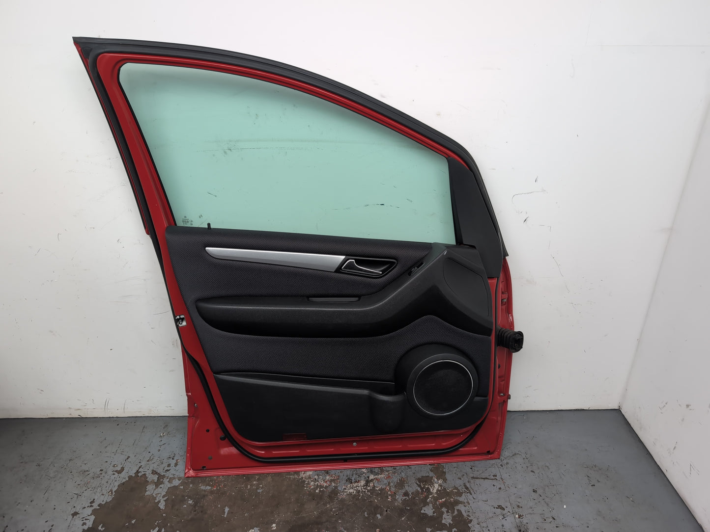 Mercedes-Benz B160 B-Class W245 Mpv Door Front Lh Passenger Side Jupiter Red 589 - photo 8