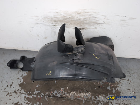 Moulding Wheel Arch Front RH 2