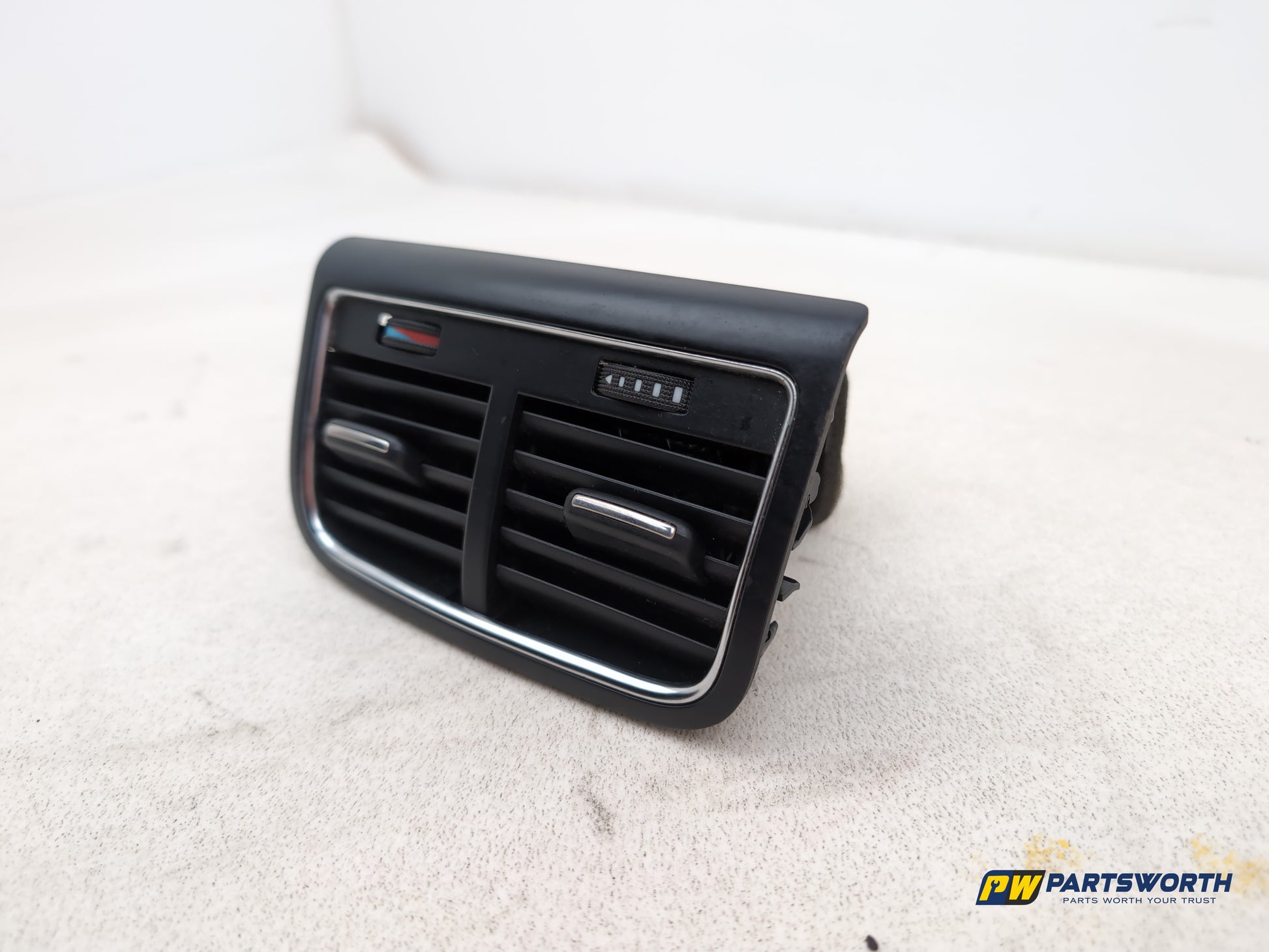 Centre Console Trim  2