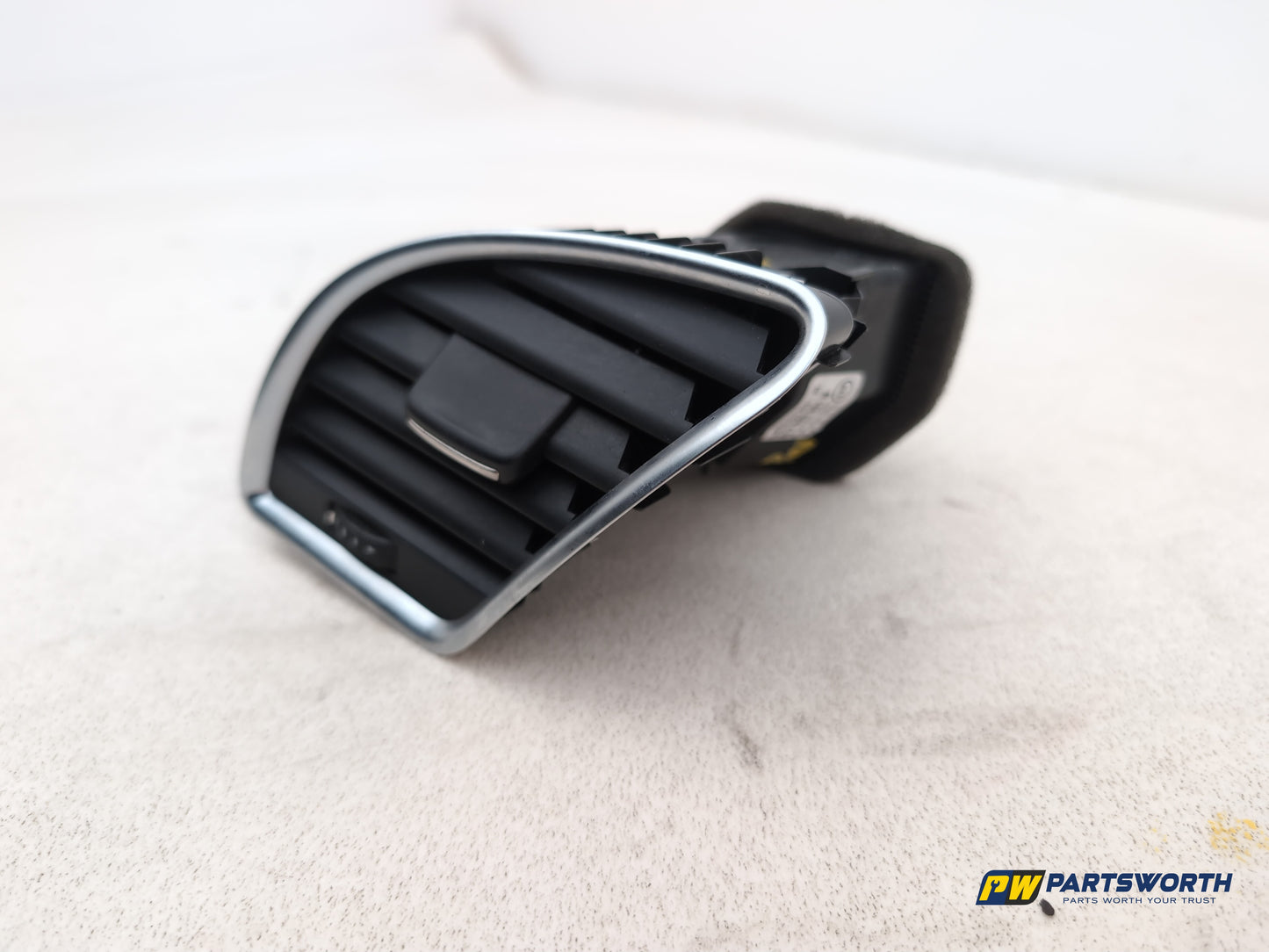 Dashboard Trim With Air Vent  2