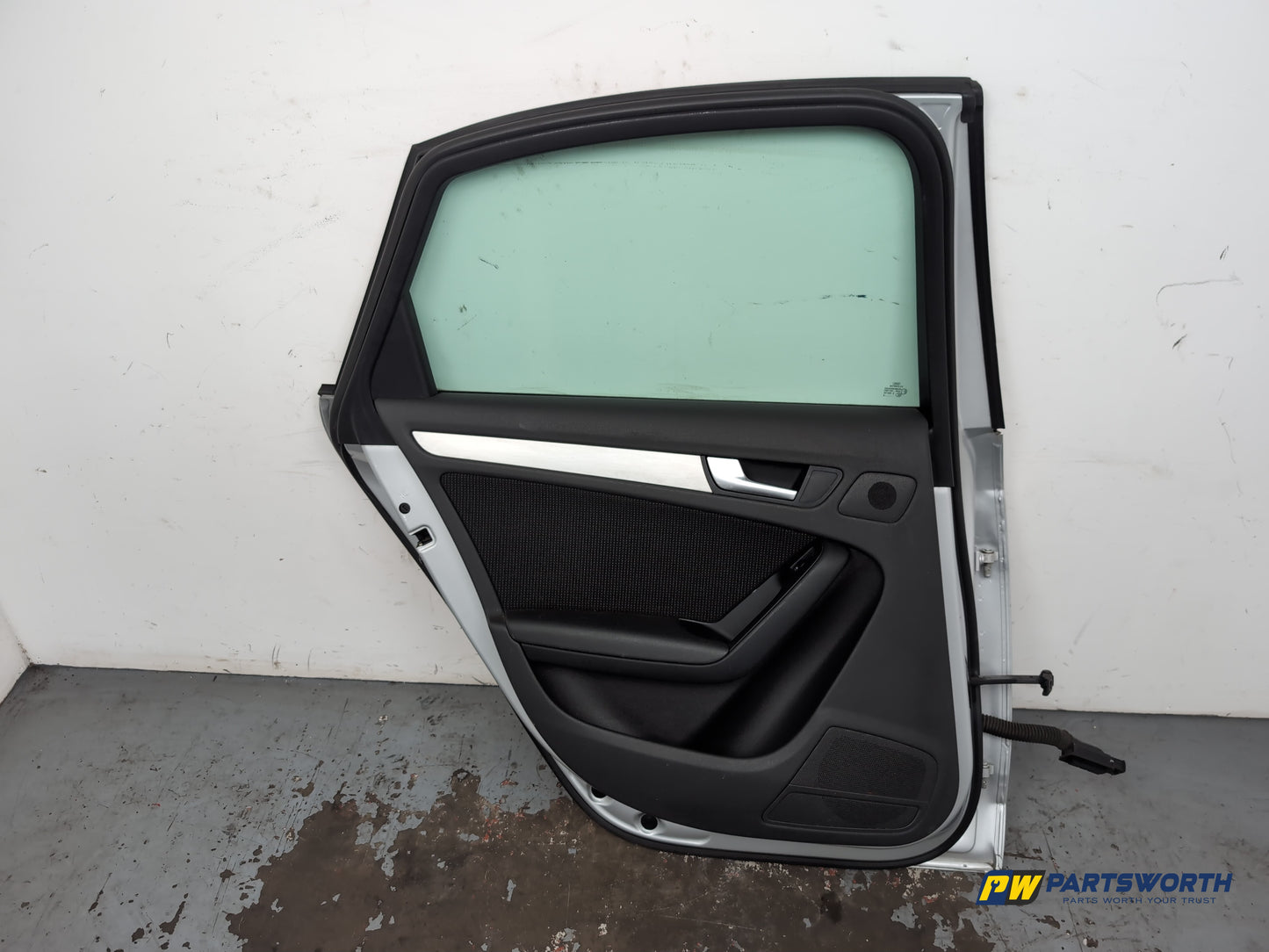 Door Rear LH 7