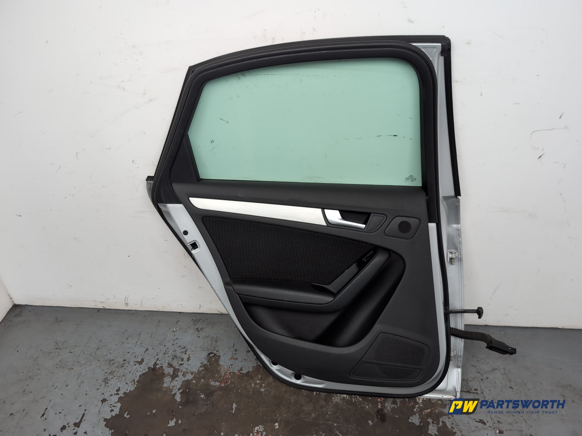 Door Rear LH 7