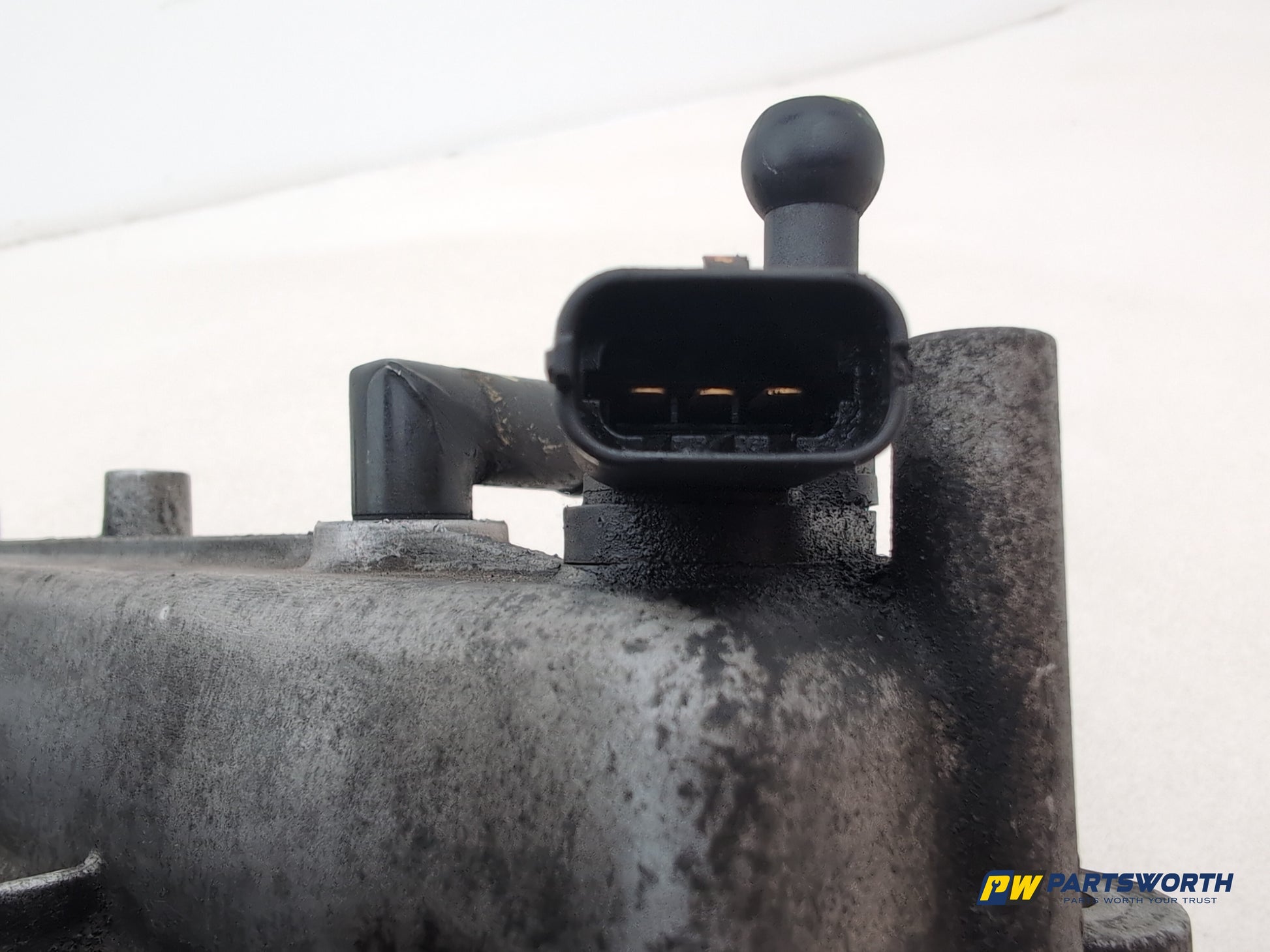 Engine Cover 8