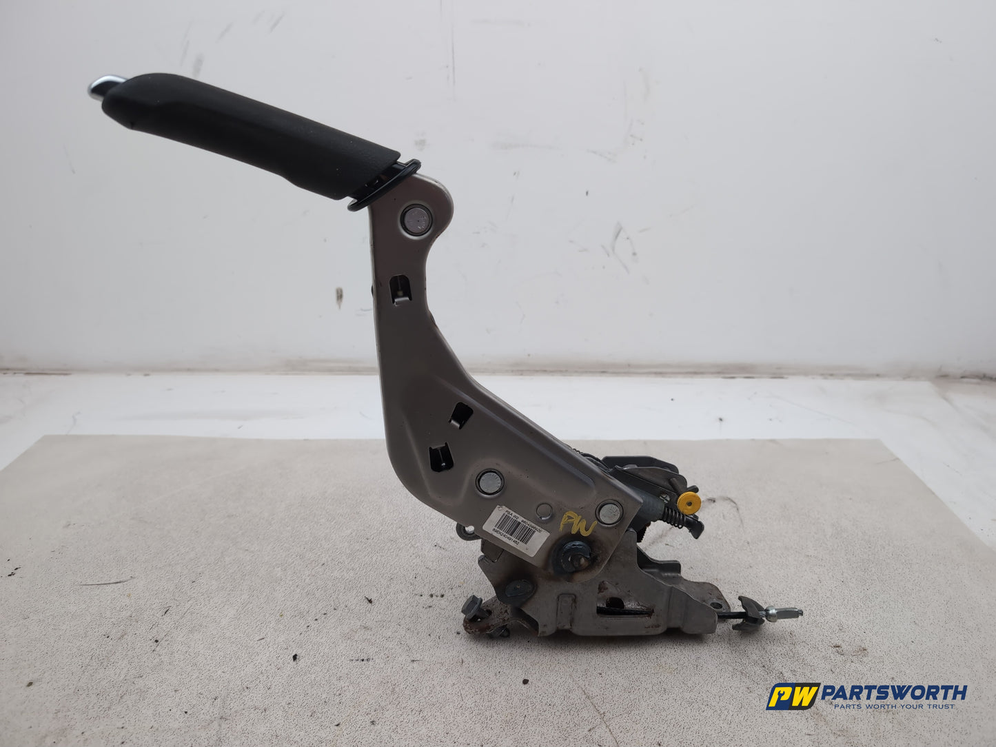 Driveshaft Front LH 8
