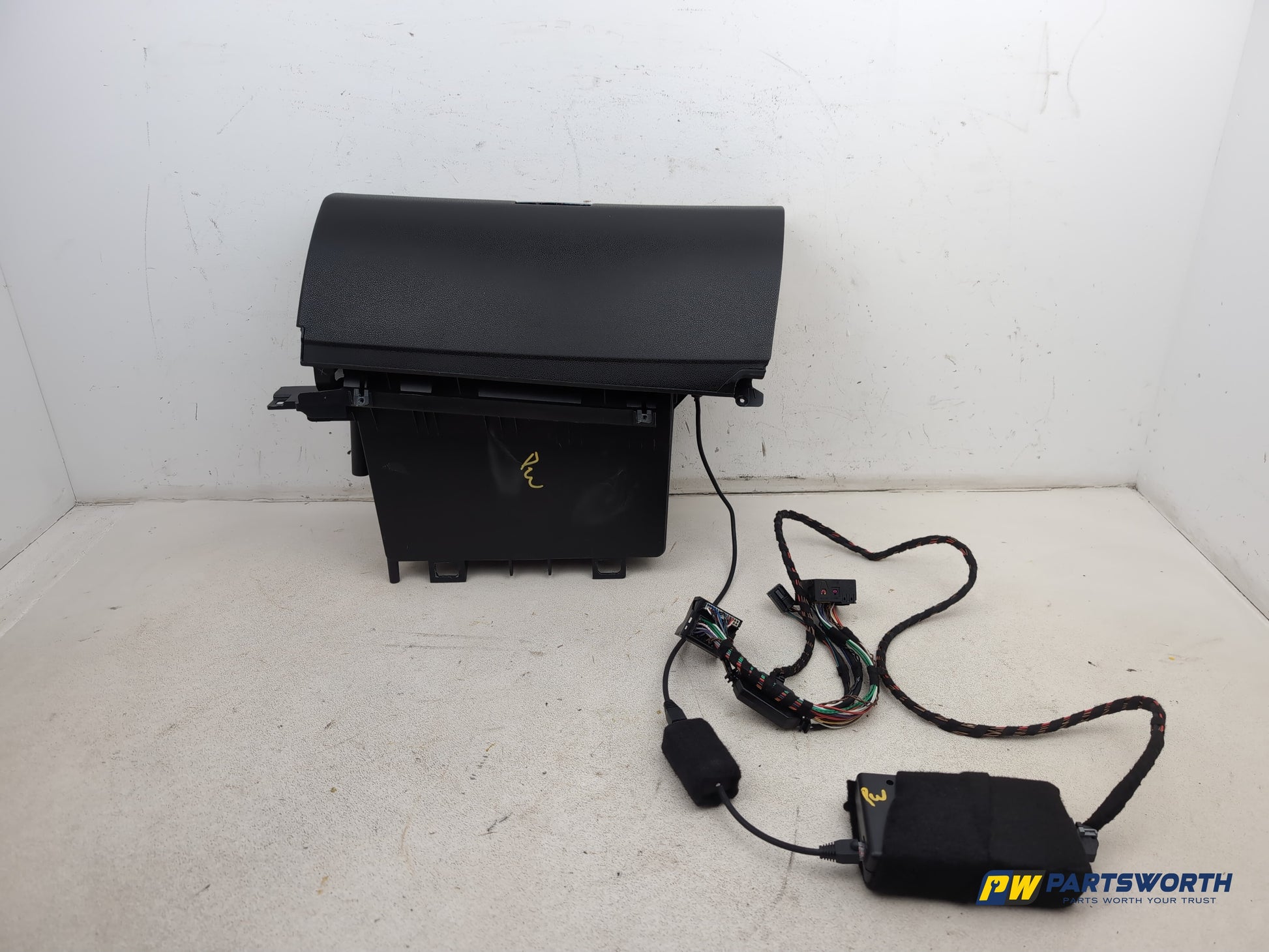 Glove Compartment Assembly 1