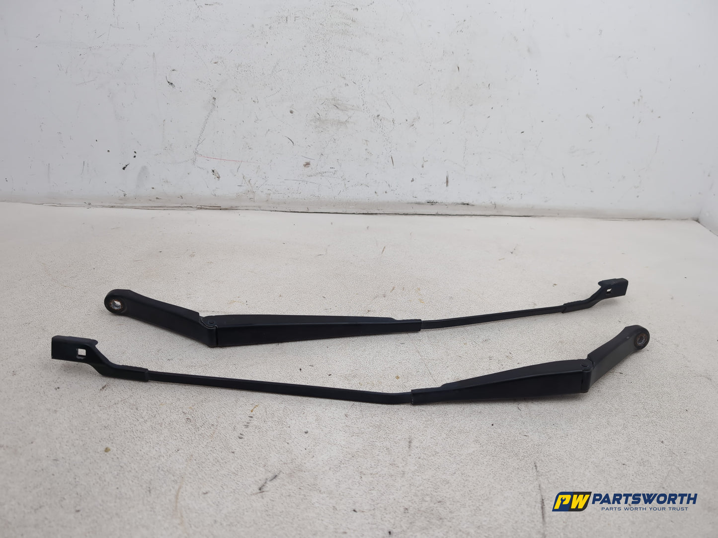 Wiper Front Arm 1