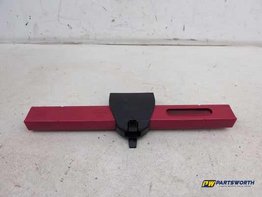 Audi A4 S Line Tdi Emergency Safety Hazard Warning Triangle 8t0860251 2007-2015
